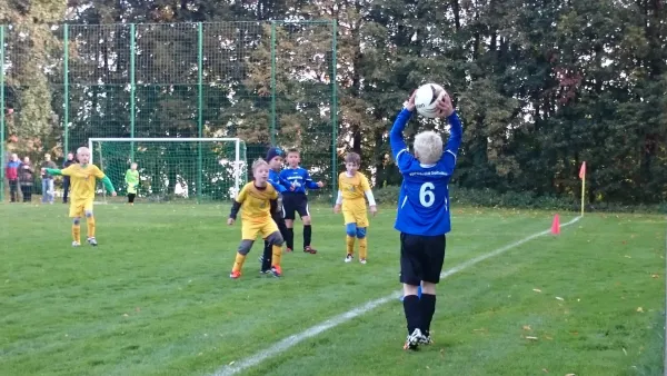 10.10.2015 SV Medizin Zschadraß vs. SG Großbothen